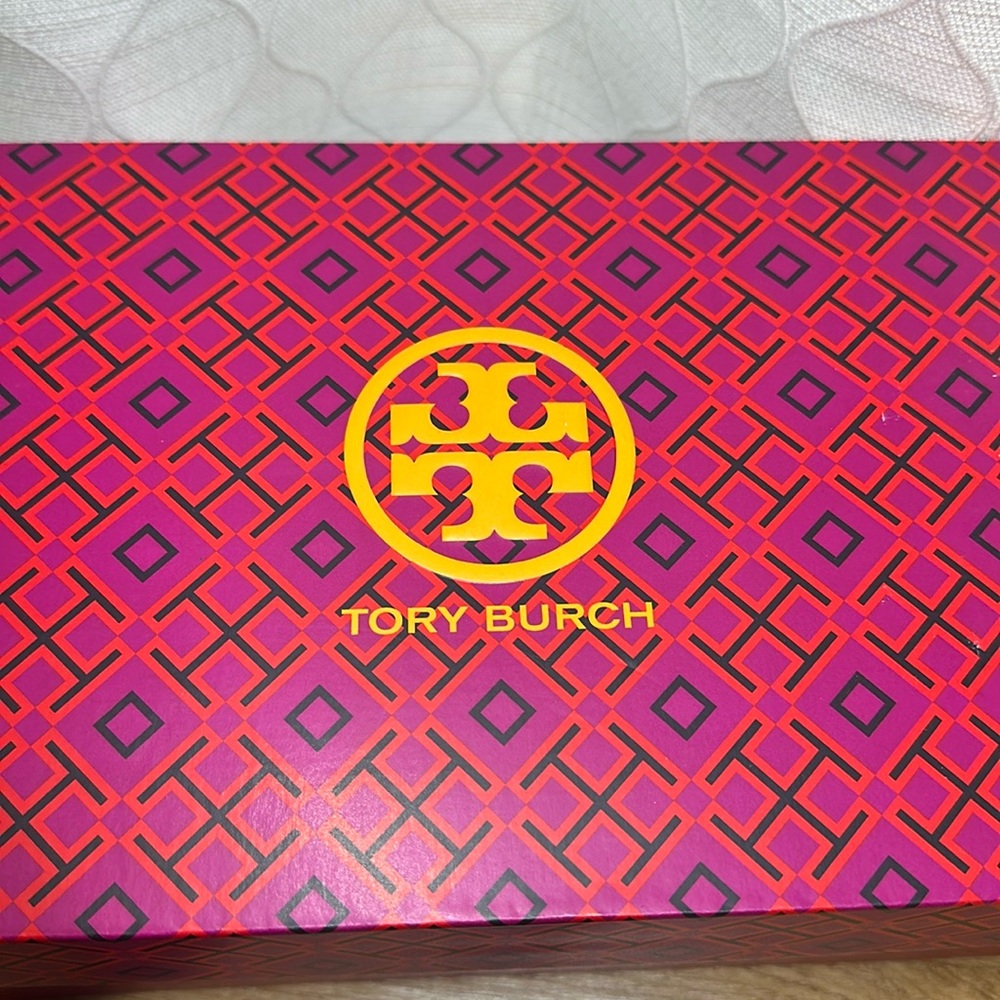 New Tory Burch Perfect Black Classic Loafer Goat Leather Womens . Various sizes - Picture 8 of 10